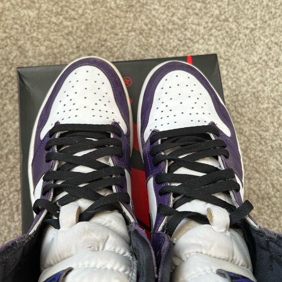 Size 10.5 - Nike Air Jordan 1 Retro High OG Court Purple 2.0 2020 - Picture 4 of 6